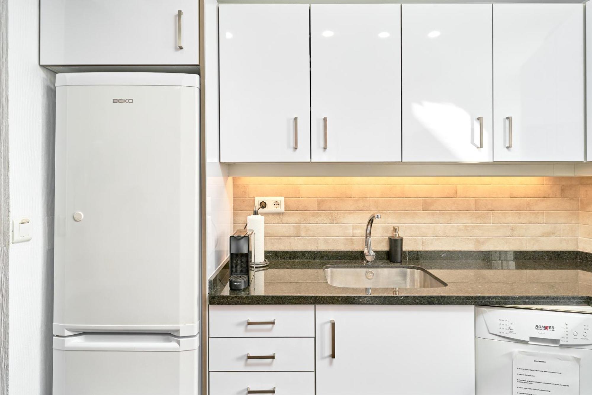 דירות נרחה Spectacular Sea Views, 2 Bed,2 Bath מראה חיצוני תמונה