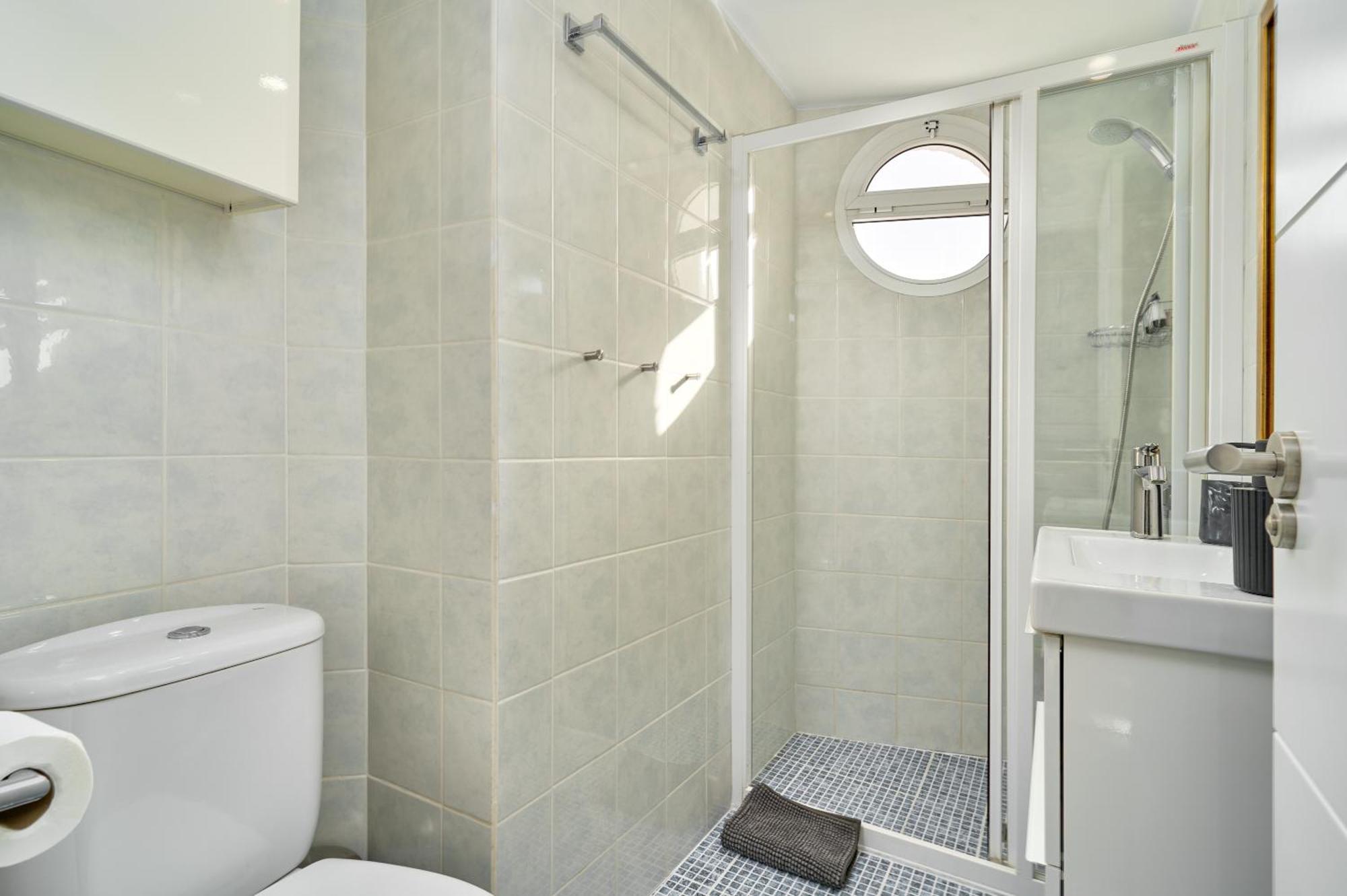 דירות נרחה Spectacular Sea Views, 2 Bed,2 Bath מראה חיצוני תמונה