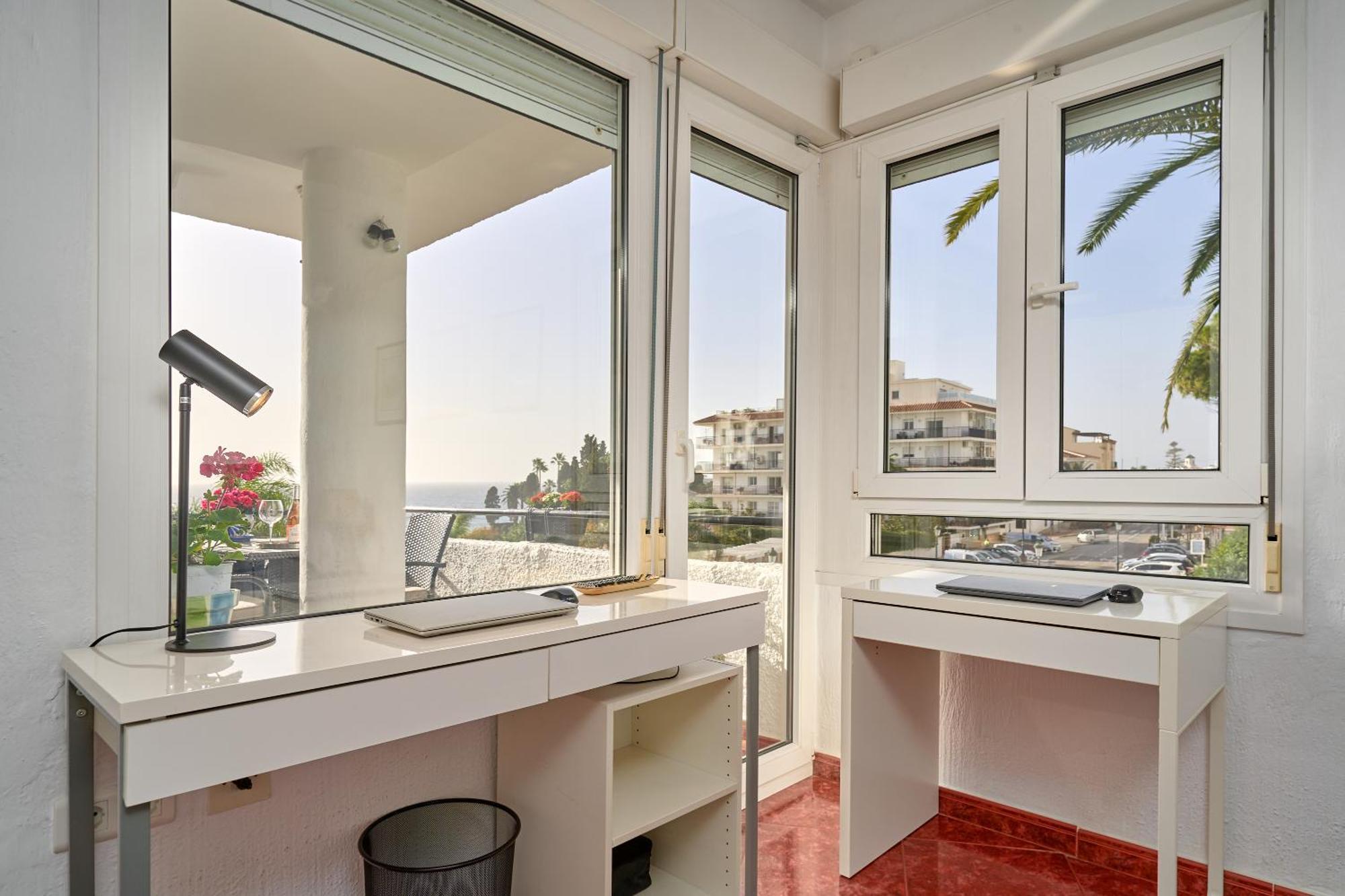 דירות נרחה Spectacular Sea Views, 2 Bed,2 Bath מראה חיצוני תמונה