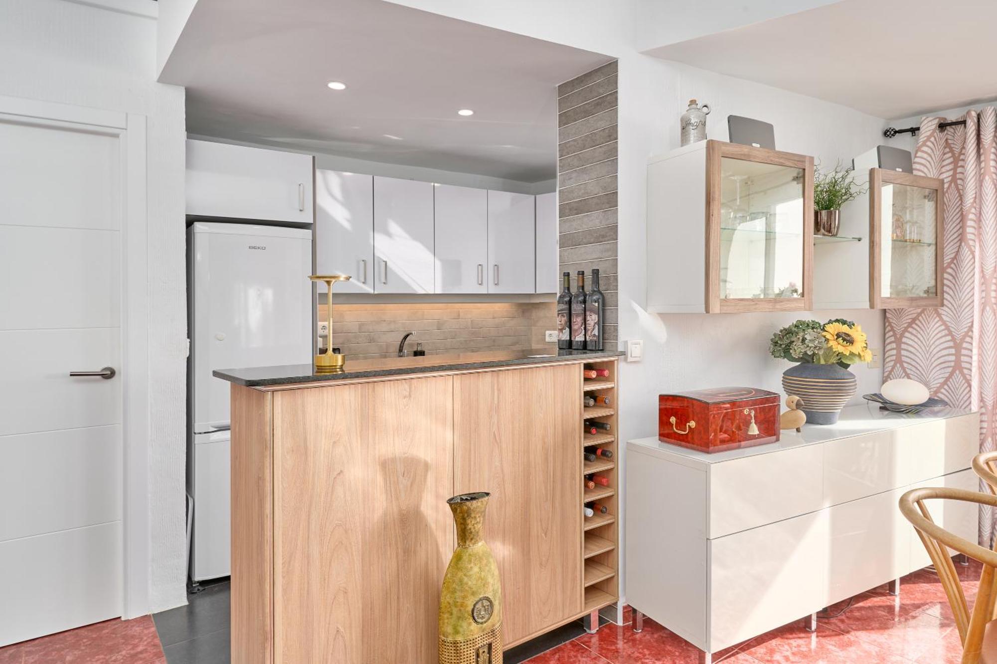 דירות נרחה Spectacular Sea Views, 2 Bed,2 Bath מראה חיצוני תמונה
